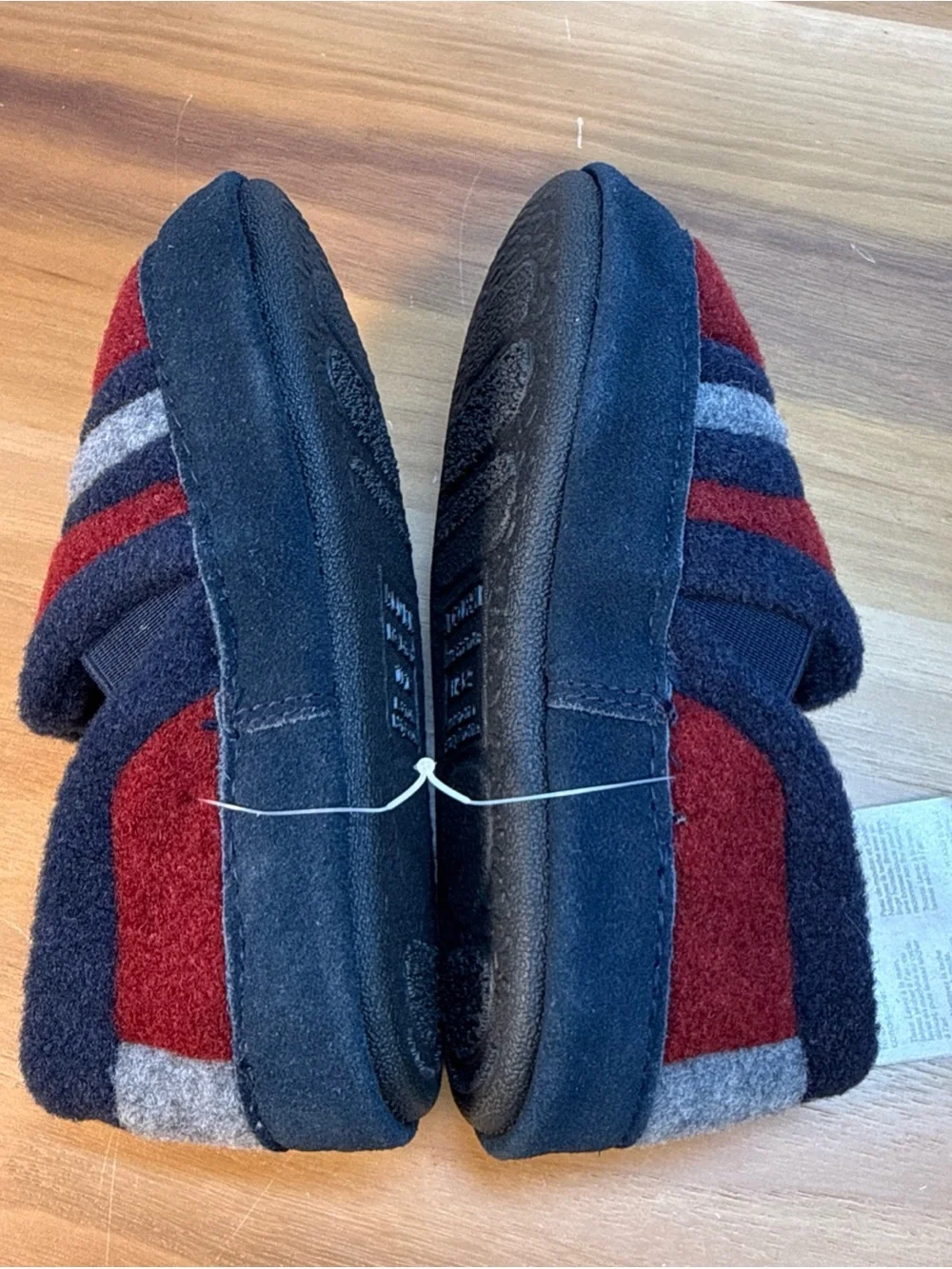 NWT Acorn Slippers Kids 11-12 Slip On Loafer Flats Blue & Burgundy  Stripes